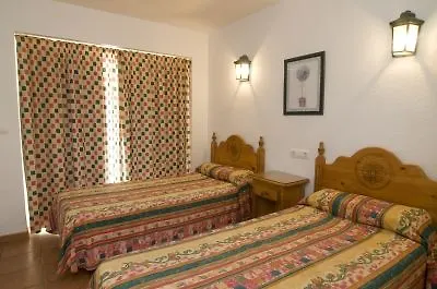 Hotel Aptos. Embajador 2*
